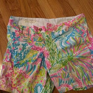 Lilly Pulitzer Pink and Blue Bermuda Shorts Vibrant Tropical Print- size 8